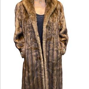 PREOWNED Coat Brown  SOL BANKS   !!!